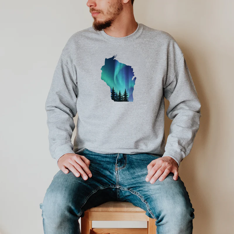 "Wisconsin Northern Lights"Men's Long Sleeve T-Shirt