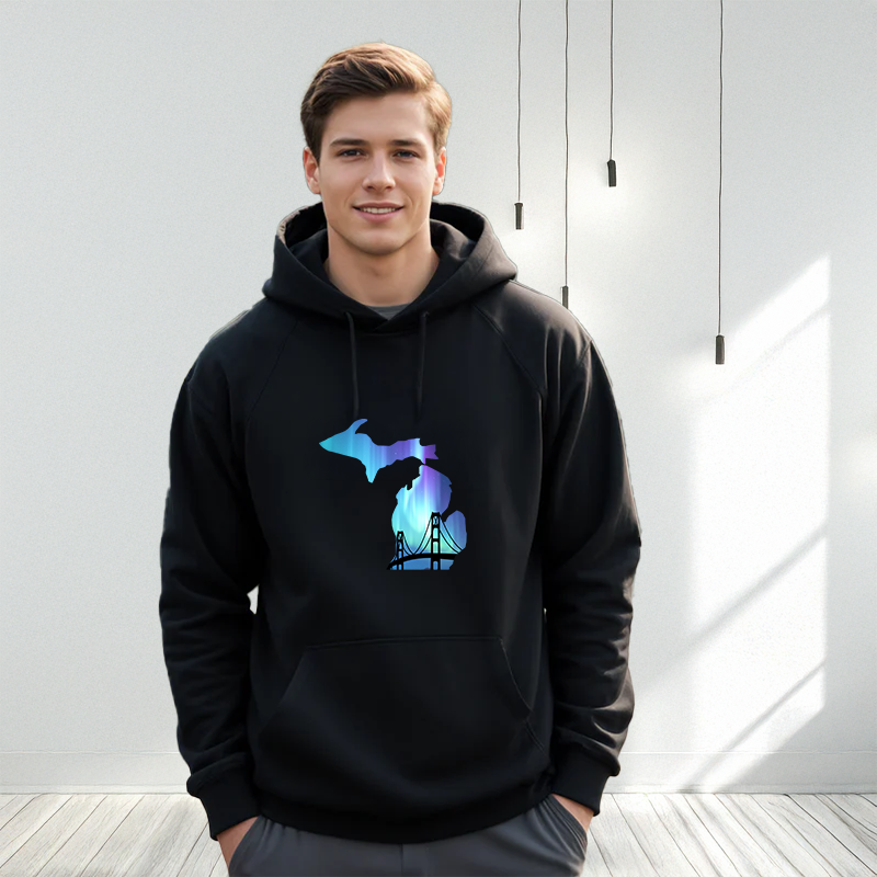 "Bridge Northern Lights"Men's Classic Hoodie