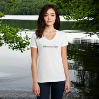 "Minnesotan"Women's V-Neck