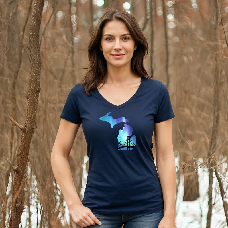 "Bridge Northern Lights"Women's V-Neck