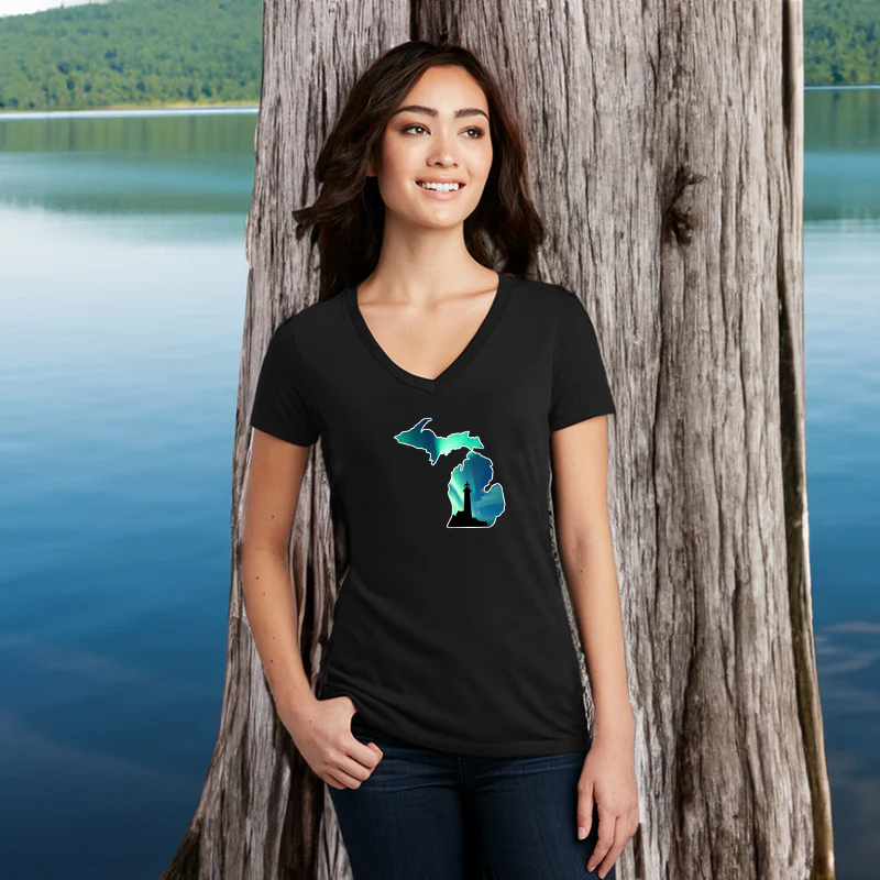 "Northern Lights Lighthouse"Women's V-Neck