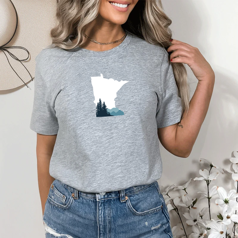 "Minnesota Vista"Relaxed Fit Crew Unisex T-Shirt