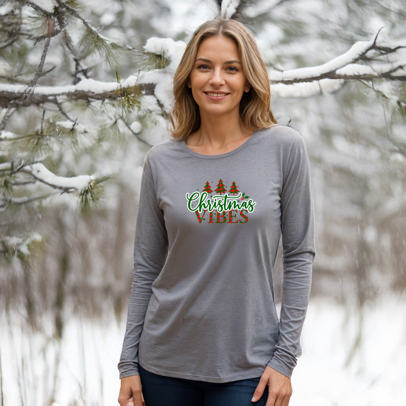 "Christmas Vibes"Relaxed Fit Long Sleeve Unisex T-Shirt