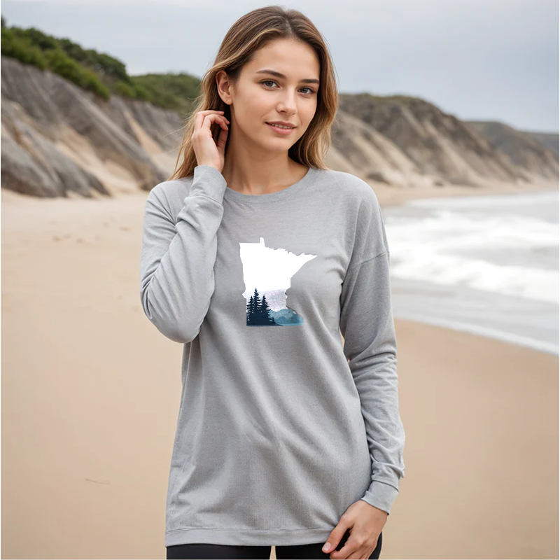 "Minnesota Vista"Relaxed Fit Long Sleeve Unisex T-Shirt