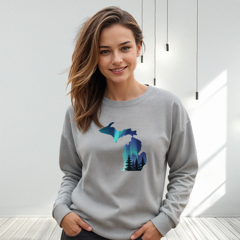 "Michigan Northern Lights"Relaxed Fit Classic Crew Unisex Sweatshirt