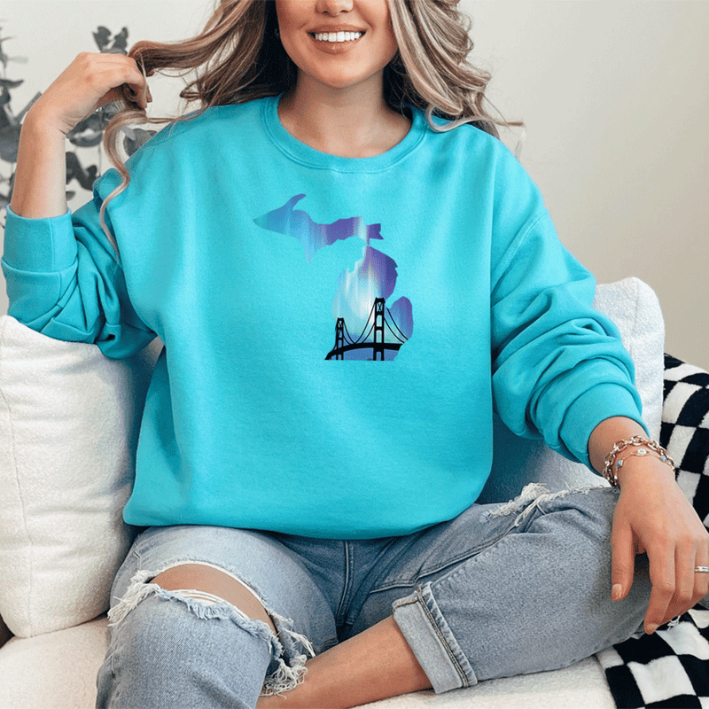 "Bridge Northern Lights"Relaxed Fit Classic Crew Unisex Sweatshirt